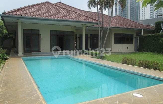 Ready-to-Occupy House in Cipete Prime Location with 2-Car Road Access