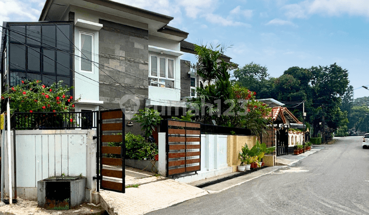 BEST DEAL!!! Rumah Siap Huni di Tebet Barat Akses Jalan Lebar