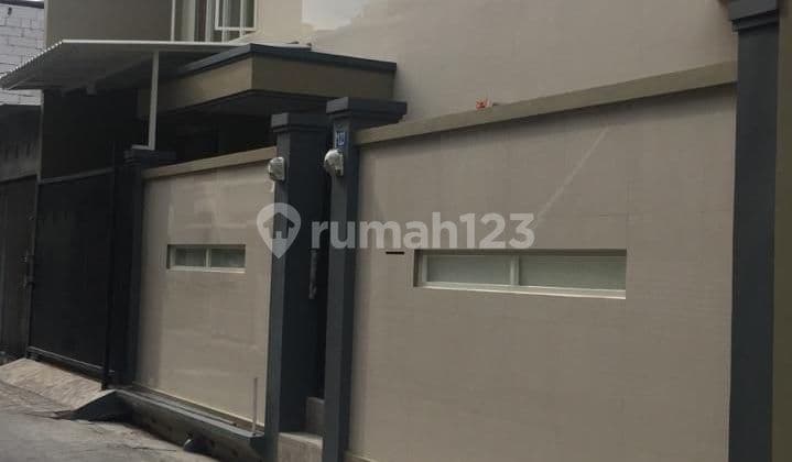Rumah Mulyosari Baru Sudah Renovasi Siap Huni Luas Mewah