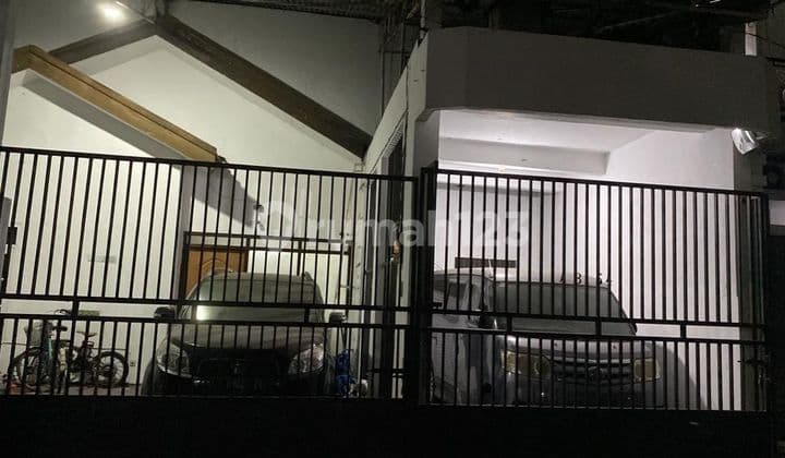 Rumah Klampis Semolo Timur Surabaya Bagus Siap Huni