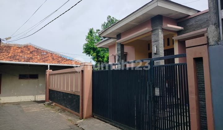 Rumah Di Jl. H. Muchtar Raya Kreo