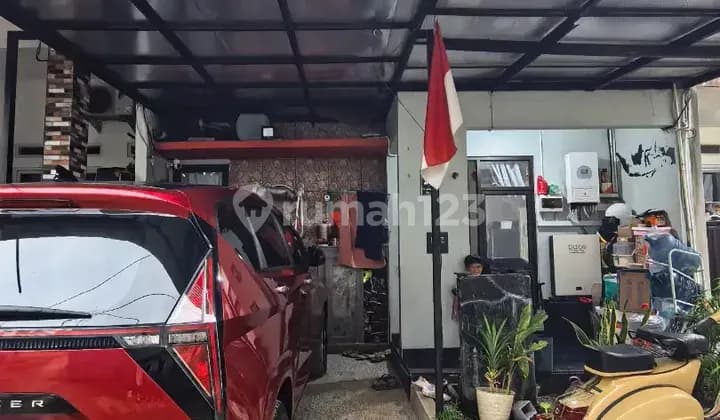 Rumah di Limo Samping Gerbang Tol Limo 1