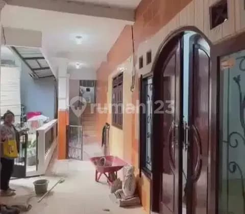 Rumah 2 Lantai Di Jl. Gelanggang Remaja Kecamatan Makasar Jaktim