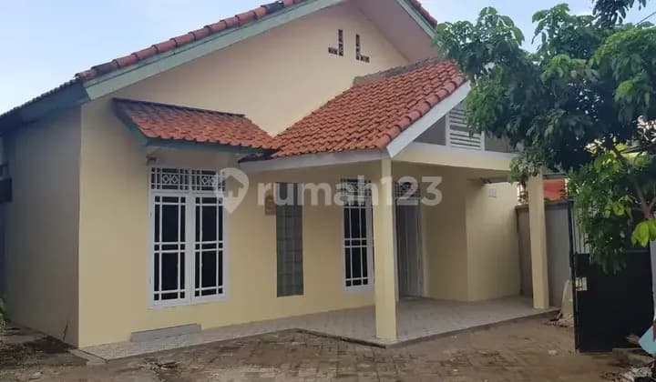 Rumah Di Jl. Karang Kates, Cibodas Baru