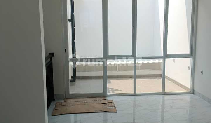 Brand New Kelapa Hibrida Kelap Gading Jakarta Utara