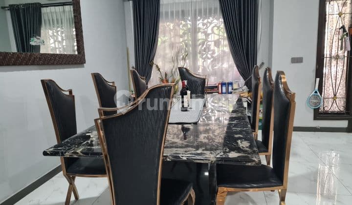 Rumah Bagus 2 Lantai Gading Kusuma