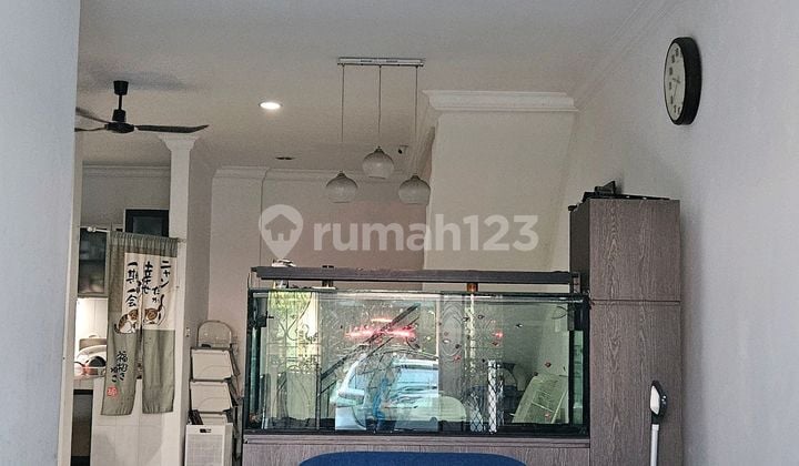 Dijual Rumah Renovasi di Summarecon Kelapa Gading Jakarta Utara