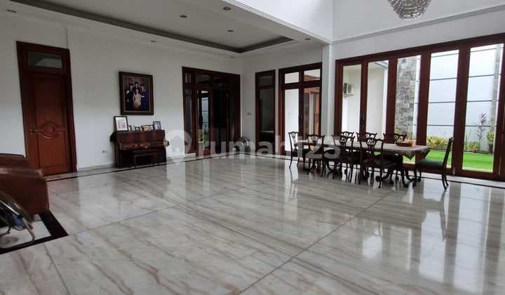 Dijual Cepat Rumah Bagus di Summarecon Kelapa Gading Jakarta Utara