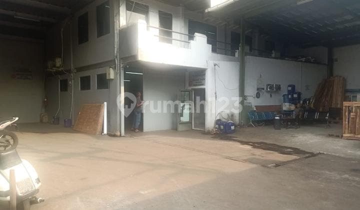Dijual Gudang Jl. Raya Bogor (dekat Pabrik Besar)