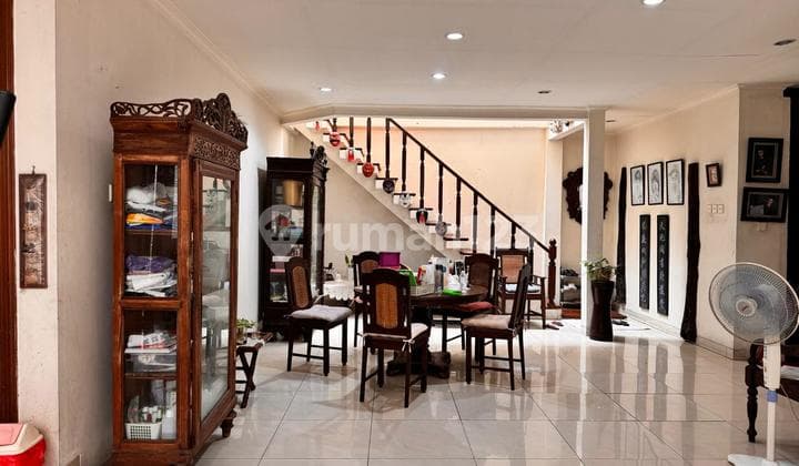 Dijual Cepat Rumah Semi Furnished 2 Lantai Kompleks Gading Pandawa