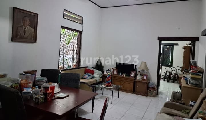 Rumah Tua Dijual Cepat Menteng, Jakarta Pusat