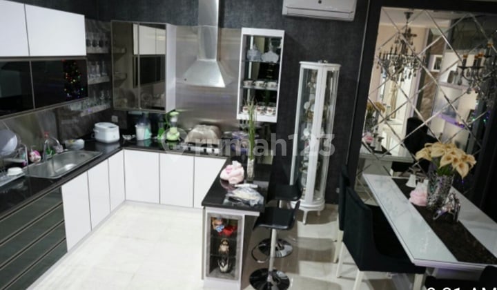Town House Senayan Golf Residence senayan JakSel