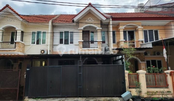 Dijual.rumah Gading Arcadia Kelapa Gading Jakarta Utara