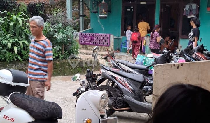 DIJUAL CEPAT RUMAH KONTRAKAN 8 PINTU ISI FULL ,LOKASI STRATEGIS KOTA BOGOR DEKAT STASIUN KRETA & TERMINAL,RSUD,PASAR DLL