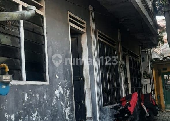 For Sale House in Bogor City Panaragan strategic House on Jln. Panaragan Bogor City SHM Needs Renovation