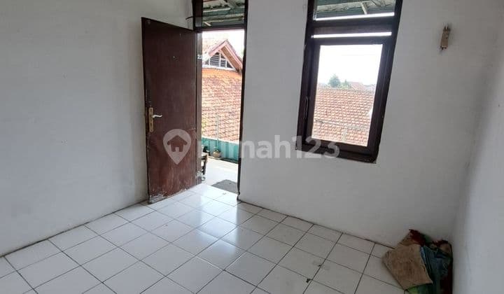 BUTUH KONTRAKAN AMAN BERSIH DIKOTA BOGOR DEKAT KEMANA-MANA SGT STRATEGIS Rumah di Jln.Mqyjen ishak Djuarsa kota Bogor Bagus