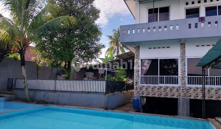 DIJUAL CEPAT VILA BESAR + KOLAM RENANG DI BAWAH KAKI GUNUNG SALAK VIEW INDAH PEGUNUNGAN Rumah di Jln.Kabandungan 1 ,Desa Sirna Galih Ciapus Bogor SHM Bagus