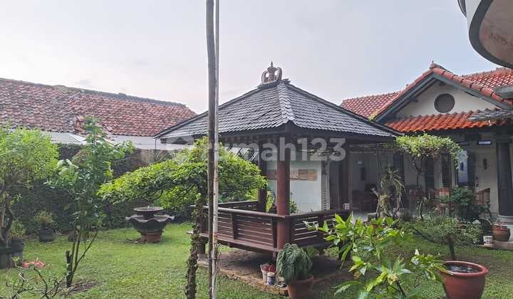 Rumah Asri Dengan Taman Dan Gazebo, Dekat Lanud Atang Sanjaya