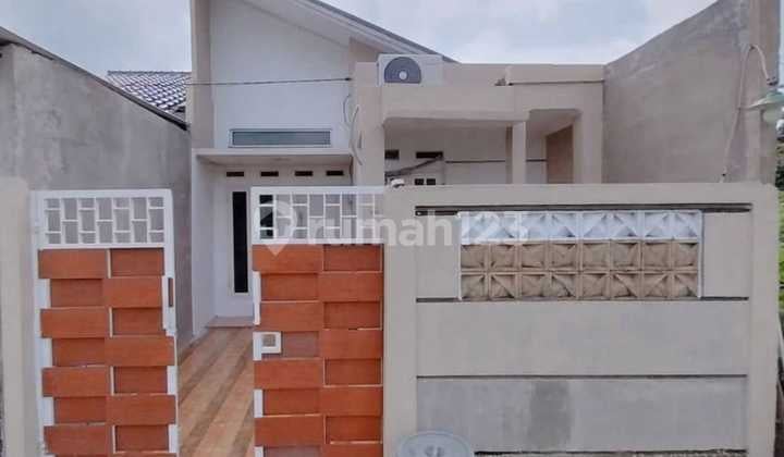 Rumah Siap Huni Dekat Stasiun Bojong Gede, Bebas Banjir