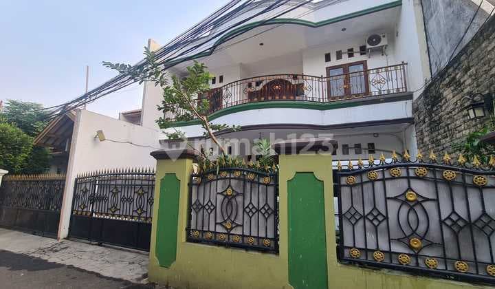 Rumah Nyaman & Luas - 5 Kamar, Balkon Besar, Dekat Tol & Stasiun Tanjung Barat