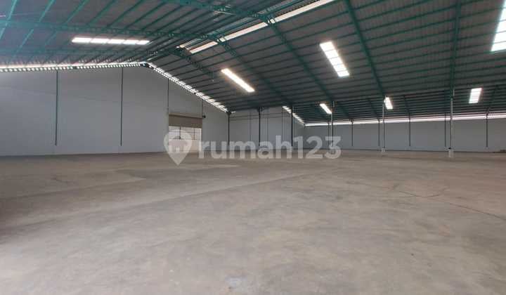 For Rent / For Sale New Warehouse Ready to Use 6000 Square Meters in G Sindur