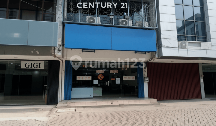 Strategic Shop House in Sunter Near Royal Progress Selling at NJOP Price.