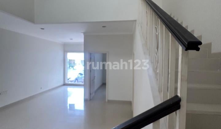 Rumah Tingkat Bagu di Grisea Barat Gading Serpong, Tangerang