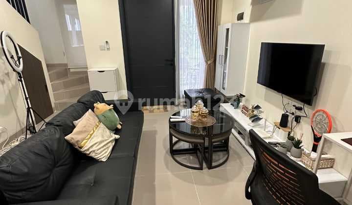 Apartemen Llyod 2 BR Full Furnish