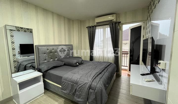 Apartemen 2 Kamar Tidur Full Furnish View Gunung dan Aeon Mall Sentul City Bogor