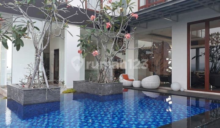 Rumah Siap Huni Include Kolam Renang Semi Furnish Cluster Terdepan Sentul City, Bogor