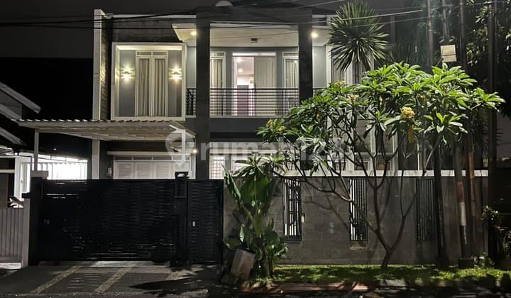 Modern Minimalist House in Batununggal Luxury Complex