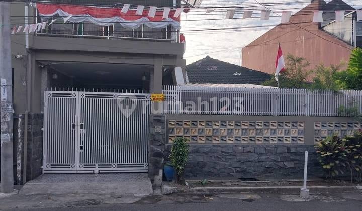 Rumah Minimalis Modern Turangga Dekat Tsm