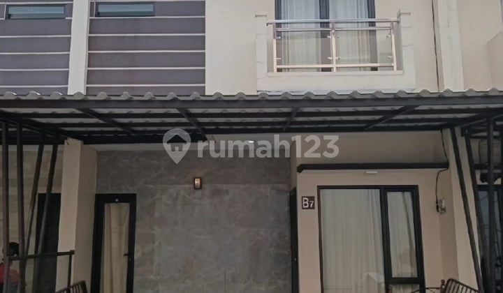 Rumah Cantik Dijual di Cluster Canari, Bintaro, Tangerang Selatan