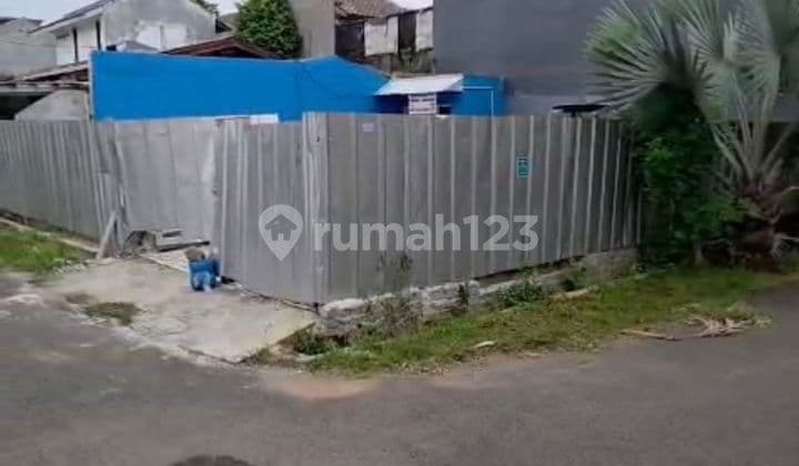 202 M² Land for Quick Sale, Hook Position in Meruya, West Jakarta