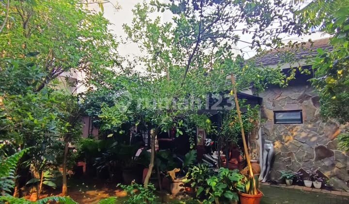 Dijual Rumah Di Kawasan Strategis Di Patal Senayan, Jakarta Selatan