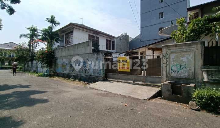 Rumah di Lebak Bulus SHM Lokasi tenang dan aman