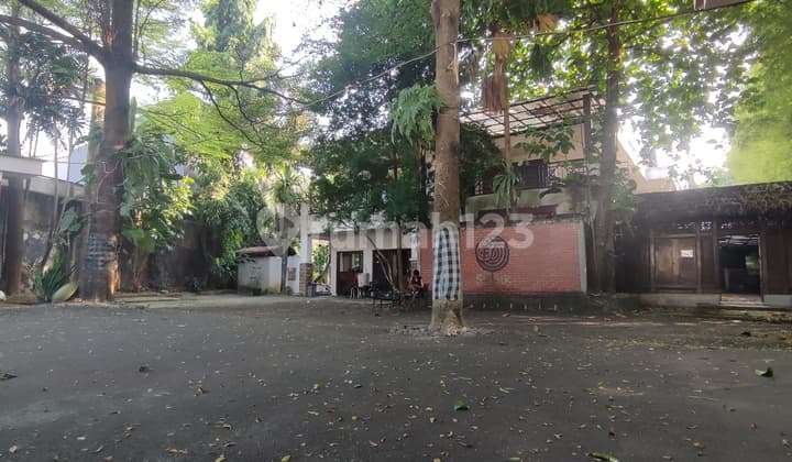 Ex-Hotel Land in Lebak Bulus, 12-Room Building, Strategic Location