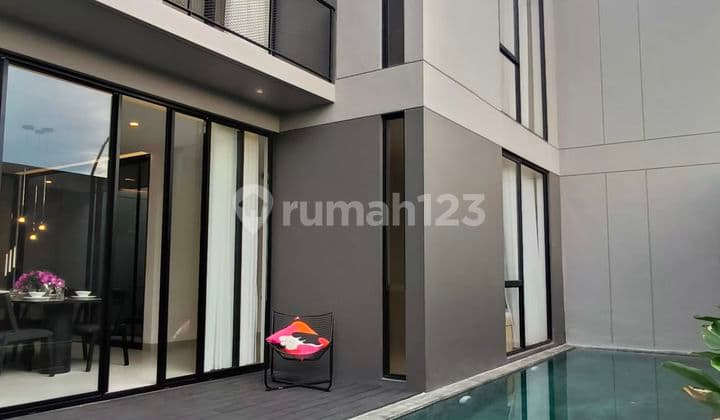 Rumah Mewah Full Furnish Siap Huni Dekat Bandara Juanda
