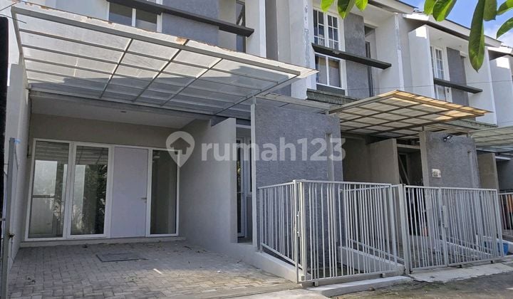 Rumah Baru Siap Huni Pojok Lebar 6 Dekat Superindo Manukan Lontar