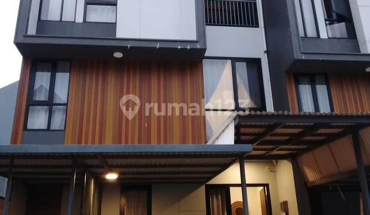 Rumah 2 Lantai Siap Huni Kluster Missisipi Kota Wisata