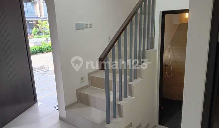 Disewakan Rumah Baru The First Stone Cluster Diamond Tangerang