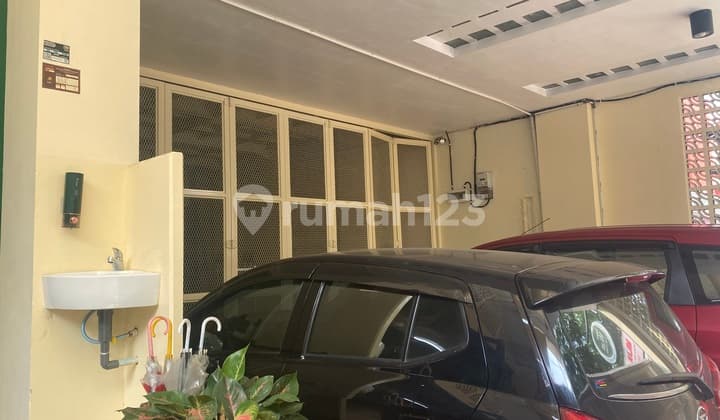 Ruang-usaha Dan Rumah Di Kelapa Gading