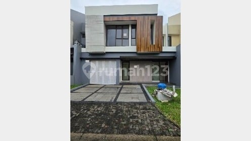 Rumah Sudah di Renovasi Siap Huni di Eminent - Prestigia Bsd, Tangerang Selatan