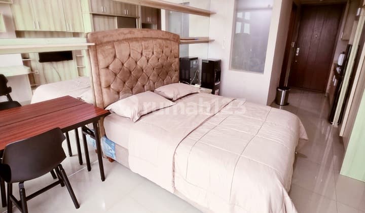 For Sale at a Loss: U Res 2 Full Furnished Apartment House, Karawaci, Tangerang
