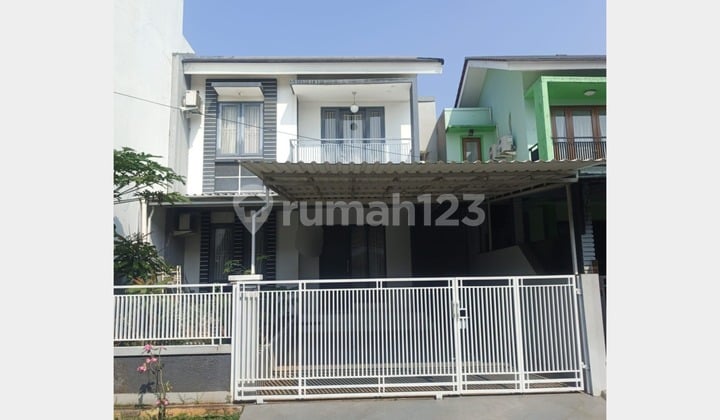 Rumah 2 Lantai Siap Huni dan Bebas Banjir di Nusaloka BSD Tangerang Selatan