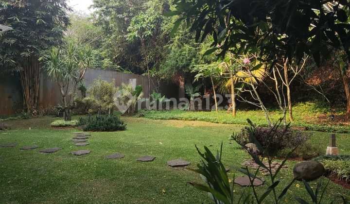 Dijual Rumah Cantik Furnished di Greencove BSD, Tangerang Selatan