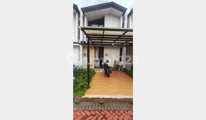 Rumah 2 Lantai Semi Furnished & Full Renov di Lippo Karawaci Central, Tangerang