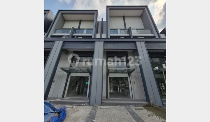Ruko 3,5 Lantai Hudson Studio Loft Manhattan District Paramount Serpong, Tangerang