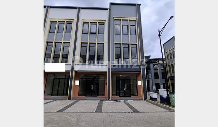 Disewakan Ruko The Hudson Gandeng 2 Hook & Badan di Gading Serpong Tangerang