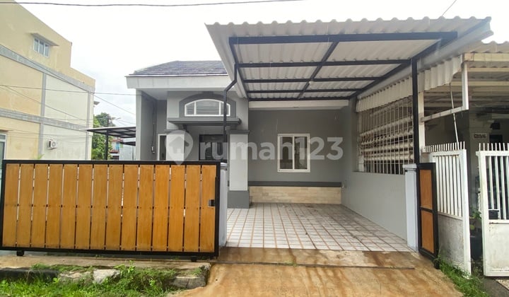 Dijual Rumah Full Renov Hook di Sektor 6, Gading Serpong Tangerang